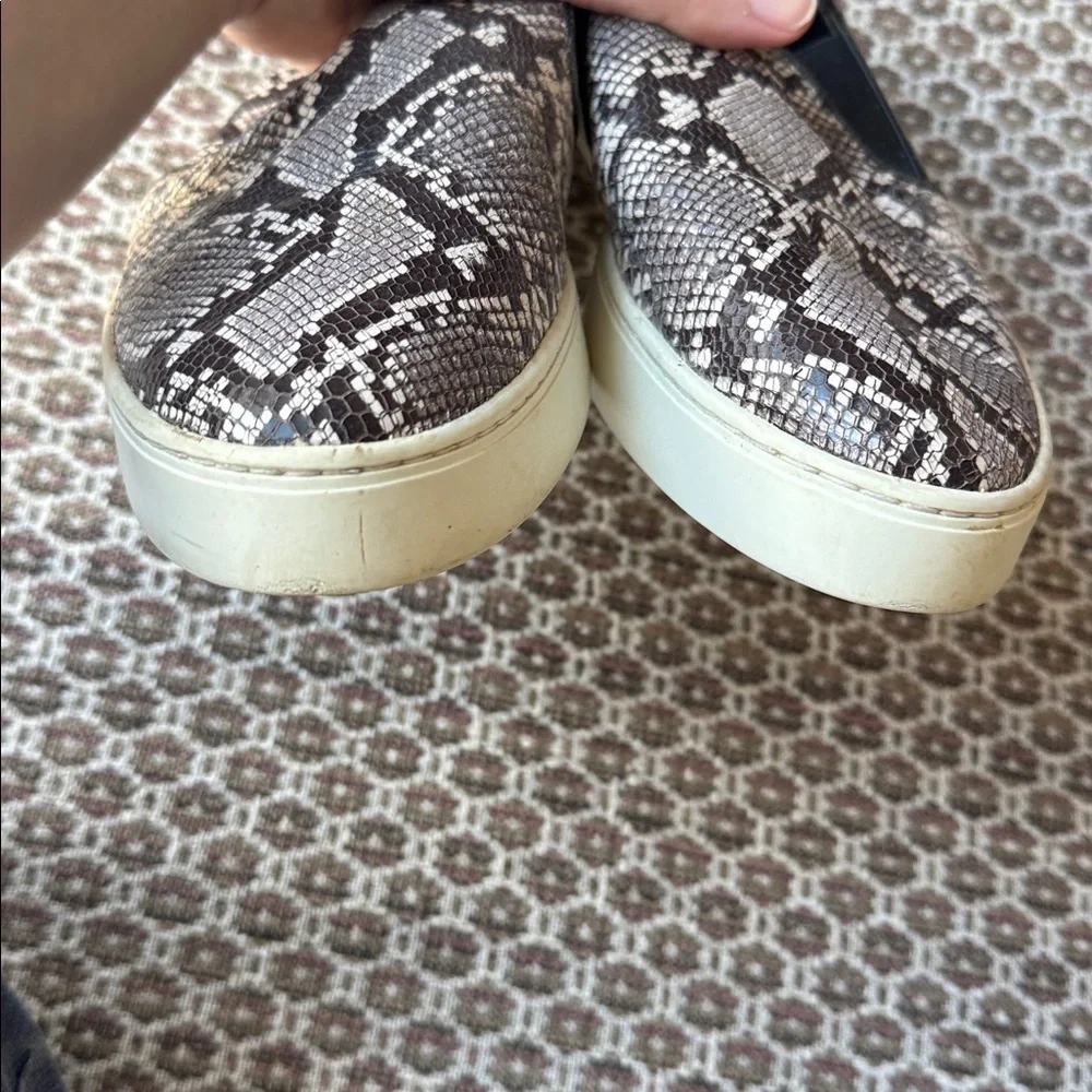 VINCE Blair 5 Snakeskin Print Leather Slip On Sneakers in Taupe Women's 9